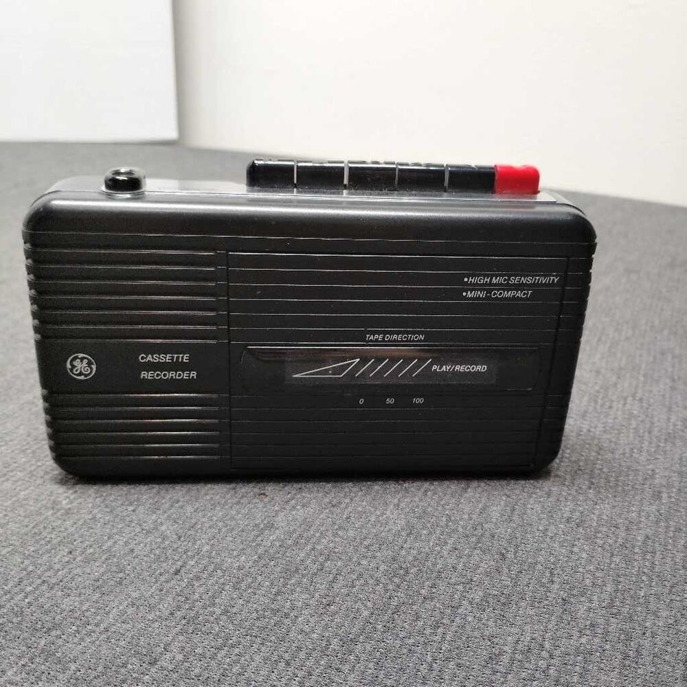 Vintage GE Cassette Recorder Voice Recorder Mini Compact Model 3-5301A Tested